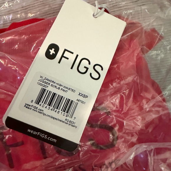Figs Bold Red Medical Top - Picture 3 of 6